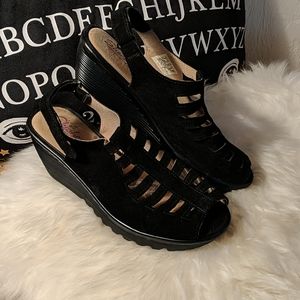 Sketchers Parallel-Trapezoid Wedge Sandal